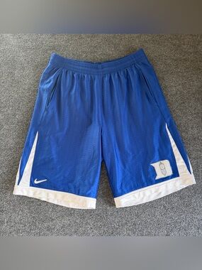 Vintage 2000s Y2K Nike Team Men's L Duke Blue Devils‎ Basketball Shorts Pockets